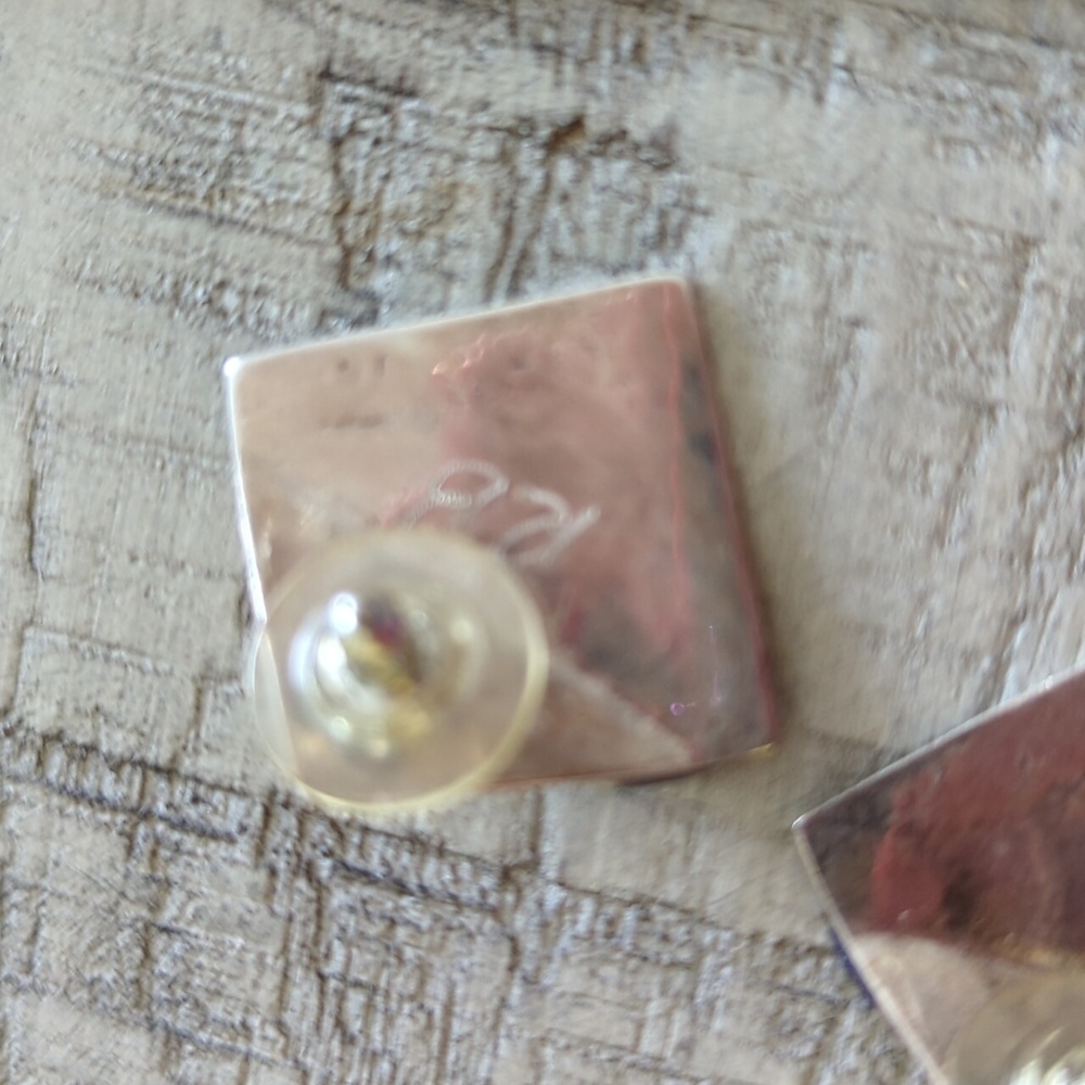 Vintage Native American Mother of Pearl and Lapis Earrings - Picture 8 of 10